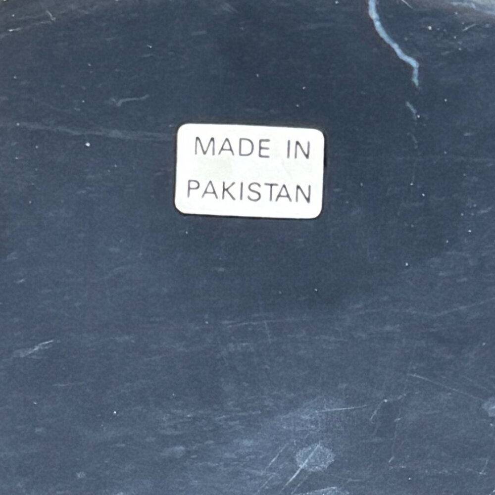 Unusual Marble and Brass Frame Made in Pakistan - Picture 12 of 13